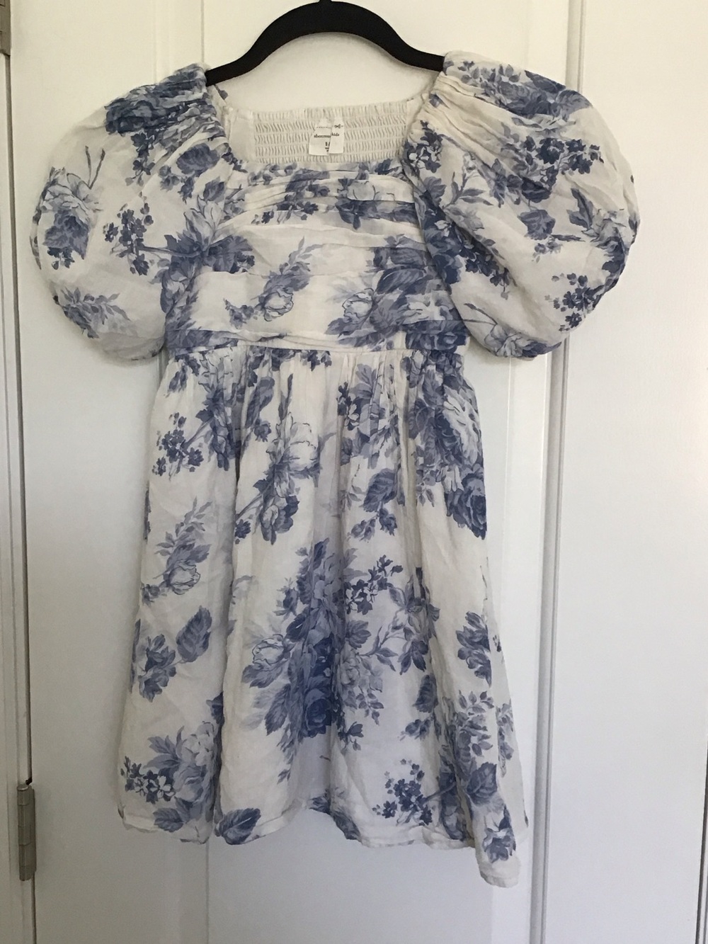 Abercrombie Kids Emerson puff sleeve mini dress